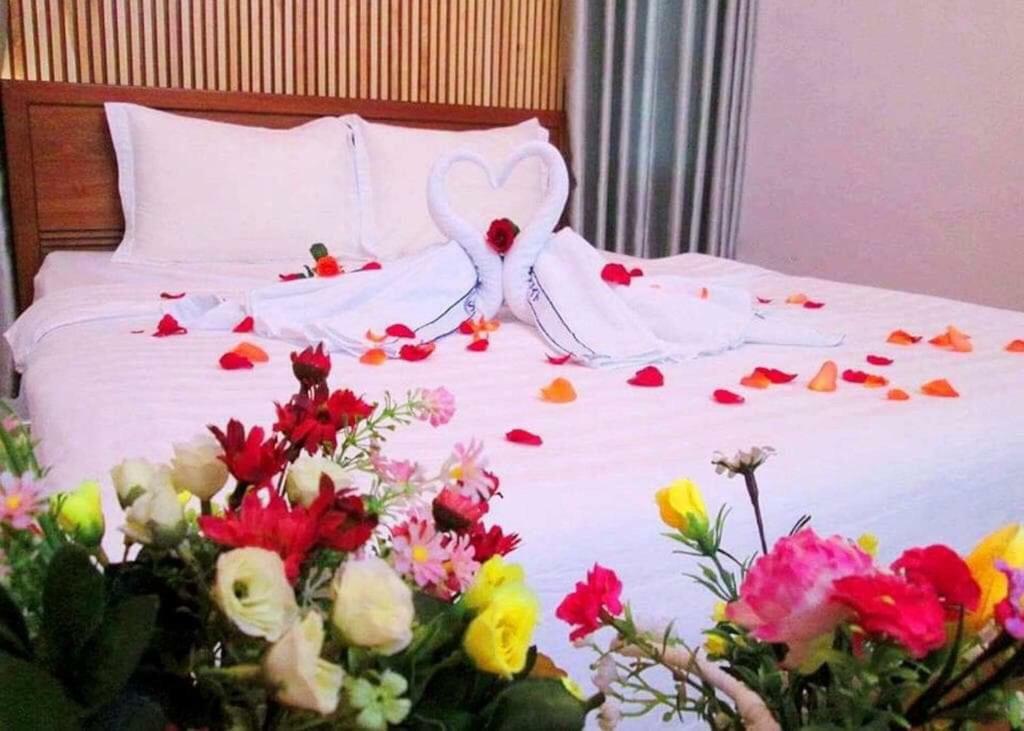 Pink Host Hotell Vung Tau Exteriör bild